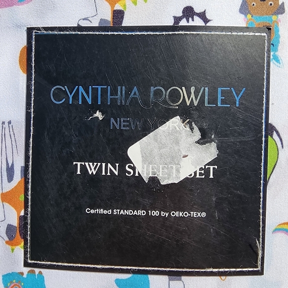 CYNTHIA ROWLEY Dogs in Halloween Costumes Twin Sheet Set, NWT - Picture 4 of 6